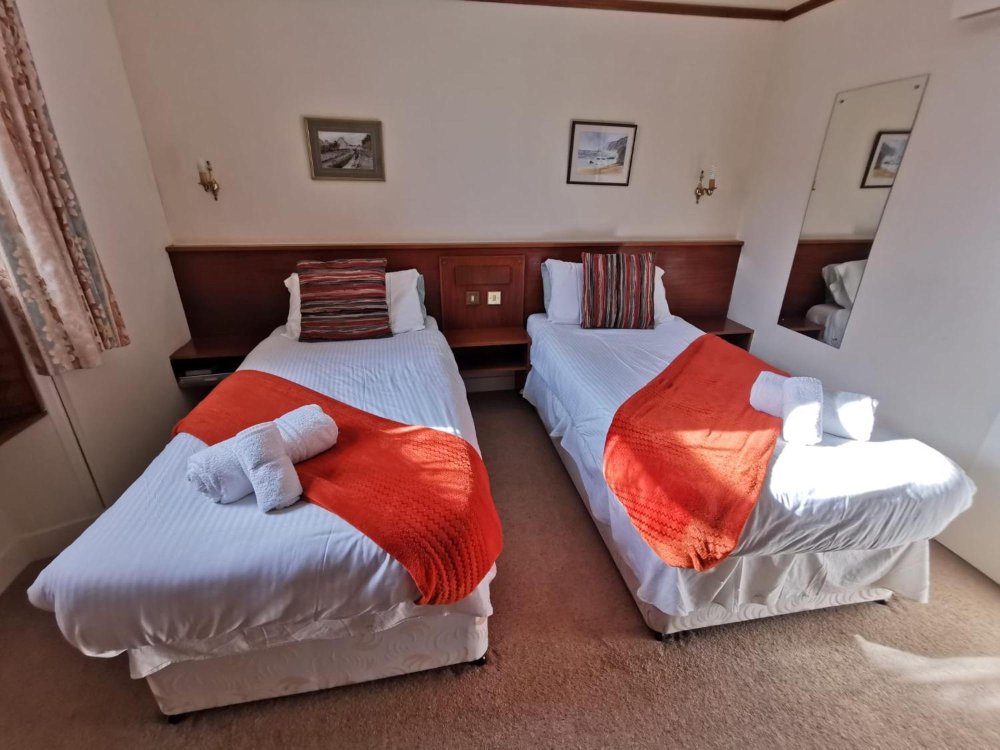 Station Hotel بوتسوي المظهر الخارجي الصورة