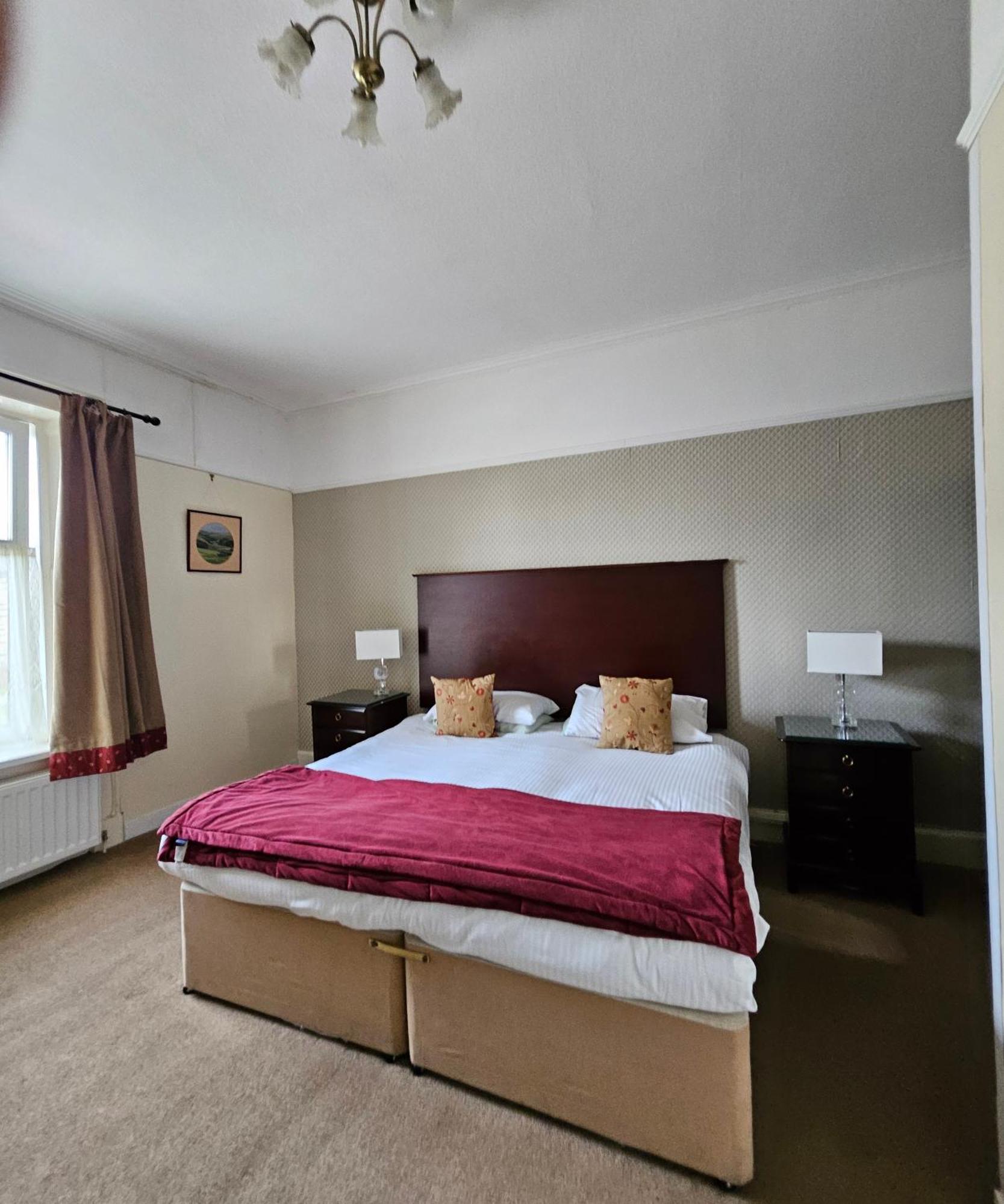 Station Hotel بوتسوي المظهر الخارجي الصورة