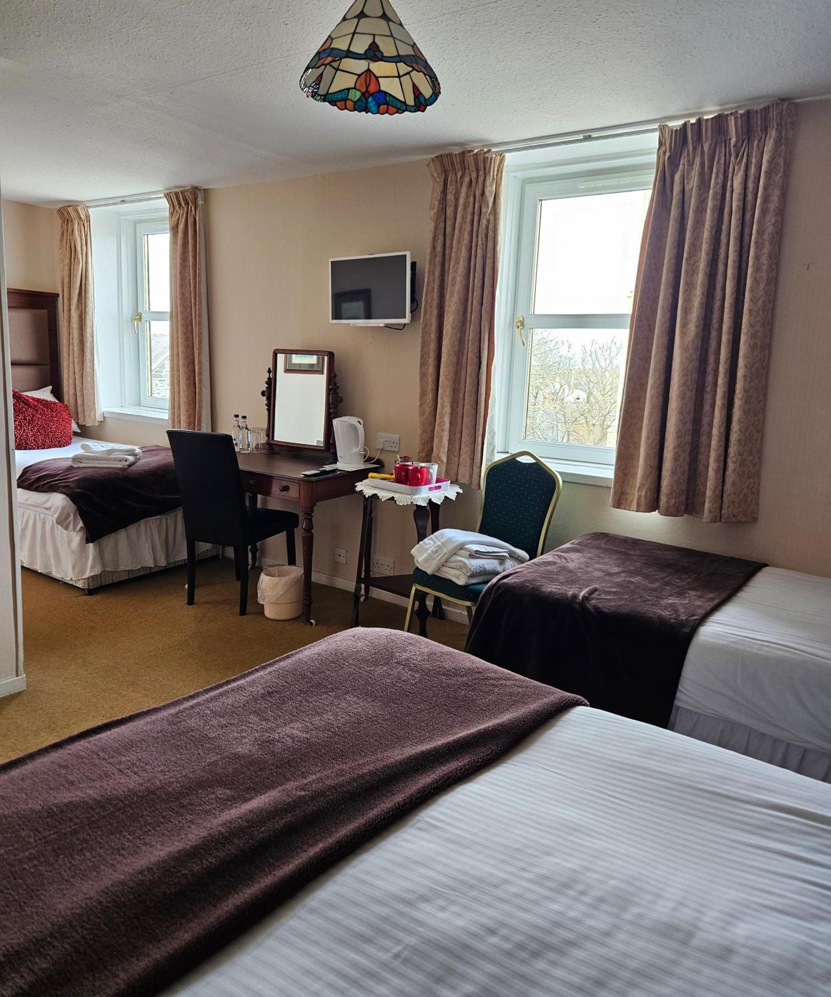 Station Hotel بوتسوي المظهر الخارجي الصورة