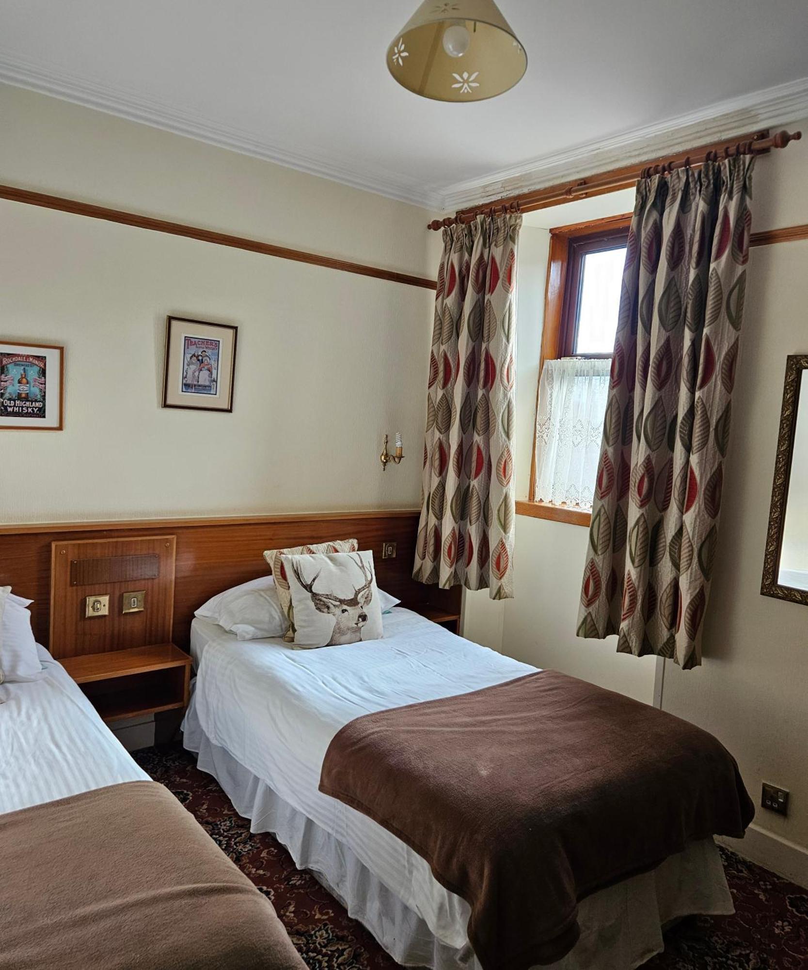 Station Hotel بوتسوي المظهر الخارجي الصورة