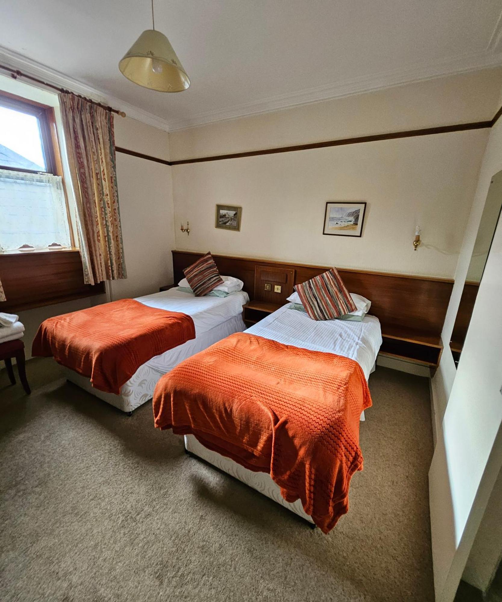 Station Hotel بوتسوي المظهر الخارجي الصورة