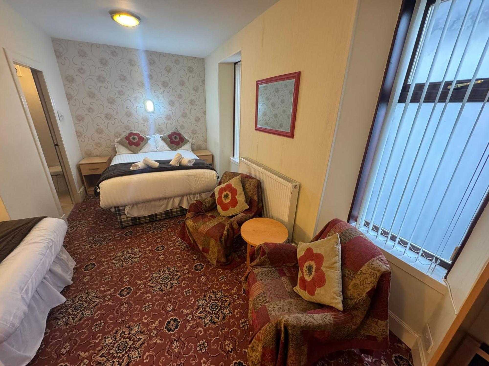 Station Hotel بوتسوي المظهر الخارجي الصورة